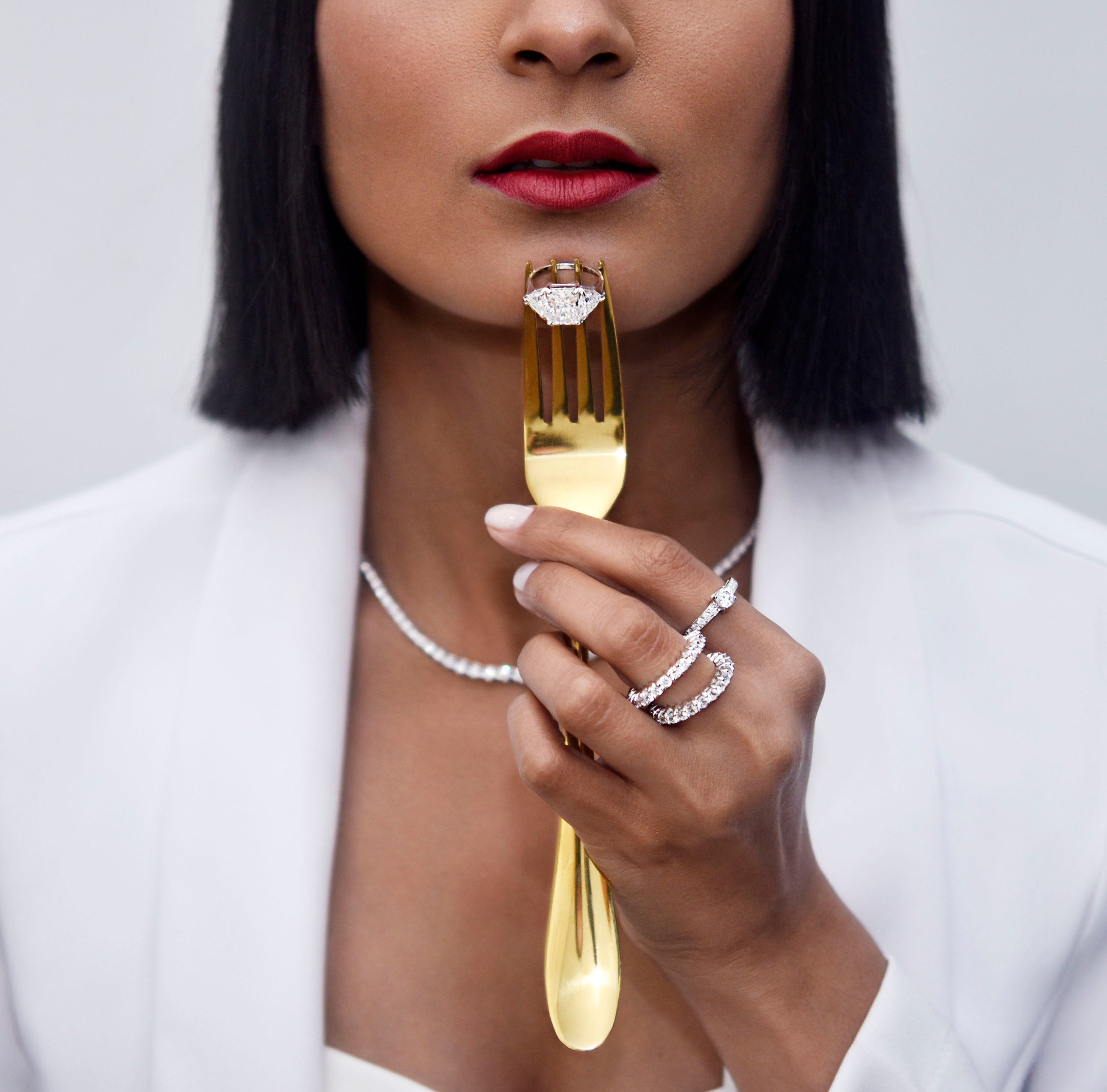 The Silent Story: How Your Jewelry Shapes Your Personal Style